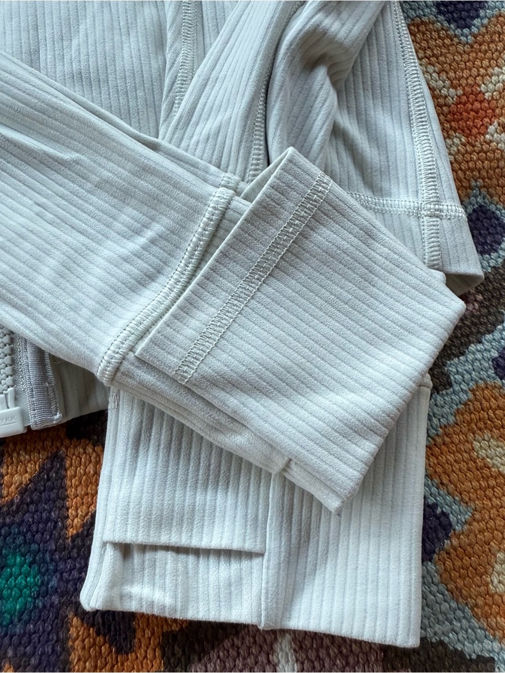 Lululemon Define Cropped Jacket Ribbed Nulu Shine Women’s Size 4 White Ivory - Picture 9 of 10